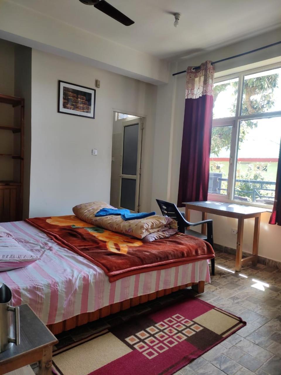 Oasis Guest House Bhagsu D'Shala Дармсала Екстер'єр фото