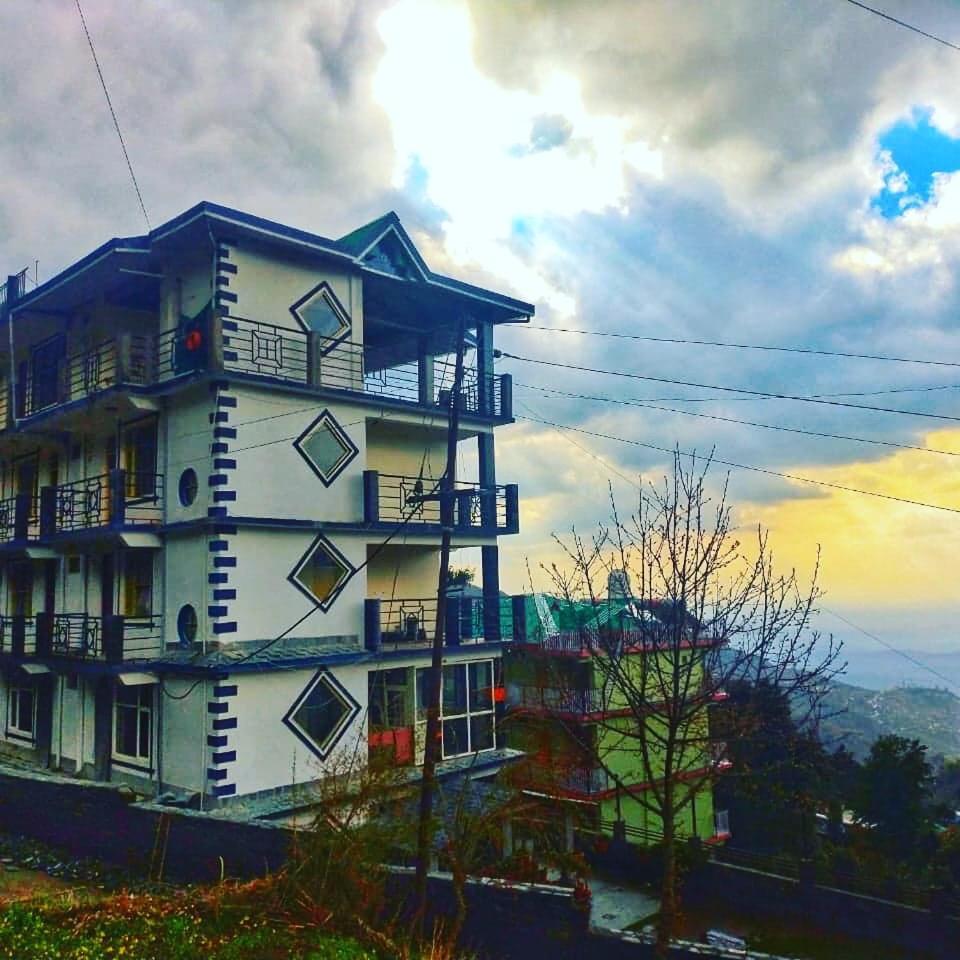 Oasis Guest House Bhagsu D'Shala Дармсала Екстер'єр фото