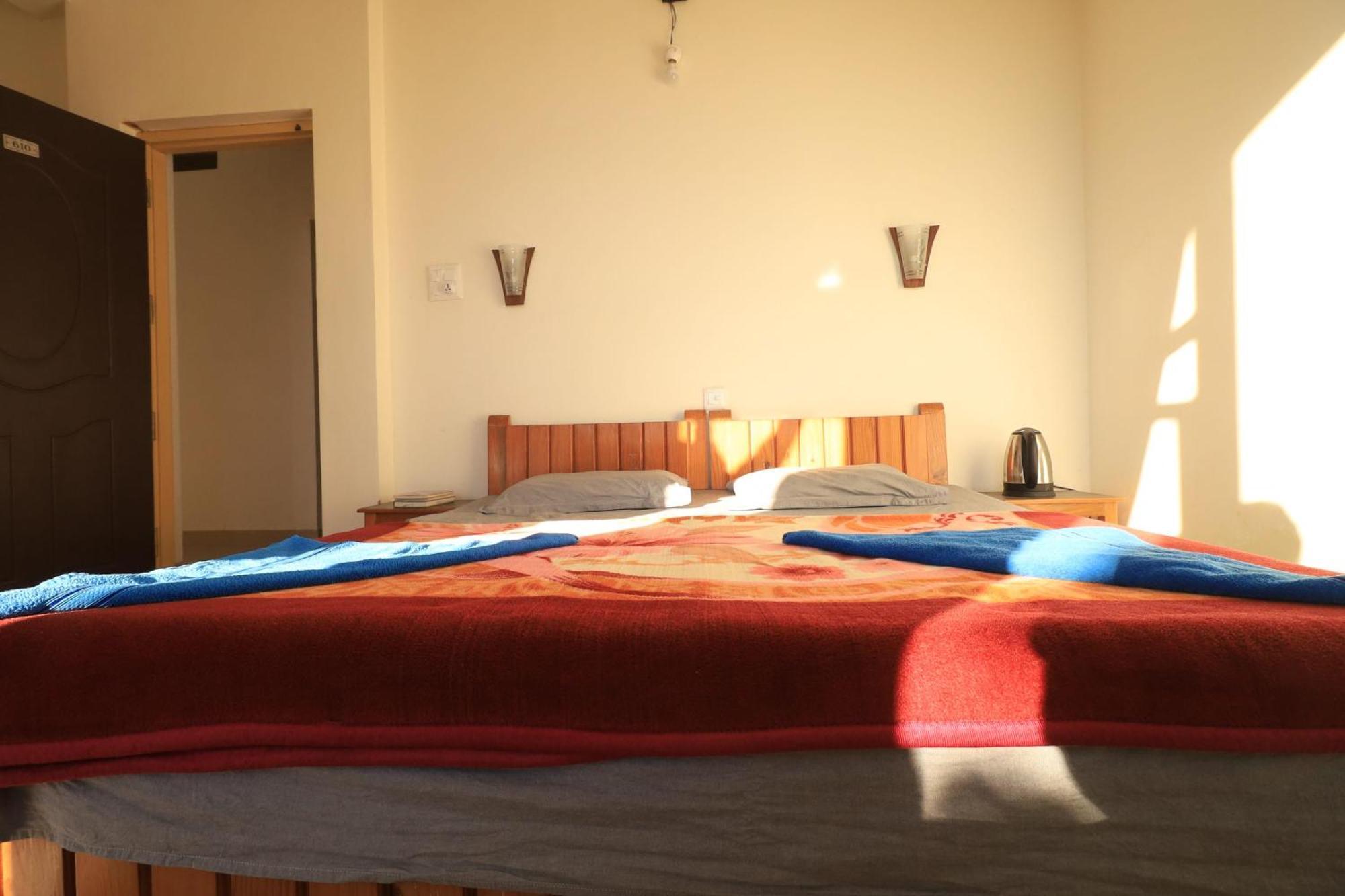Oasis Guest House Bhagsu D'Shala Дармсала Екстер'єр фото