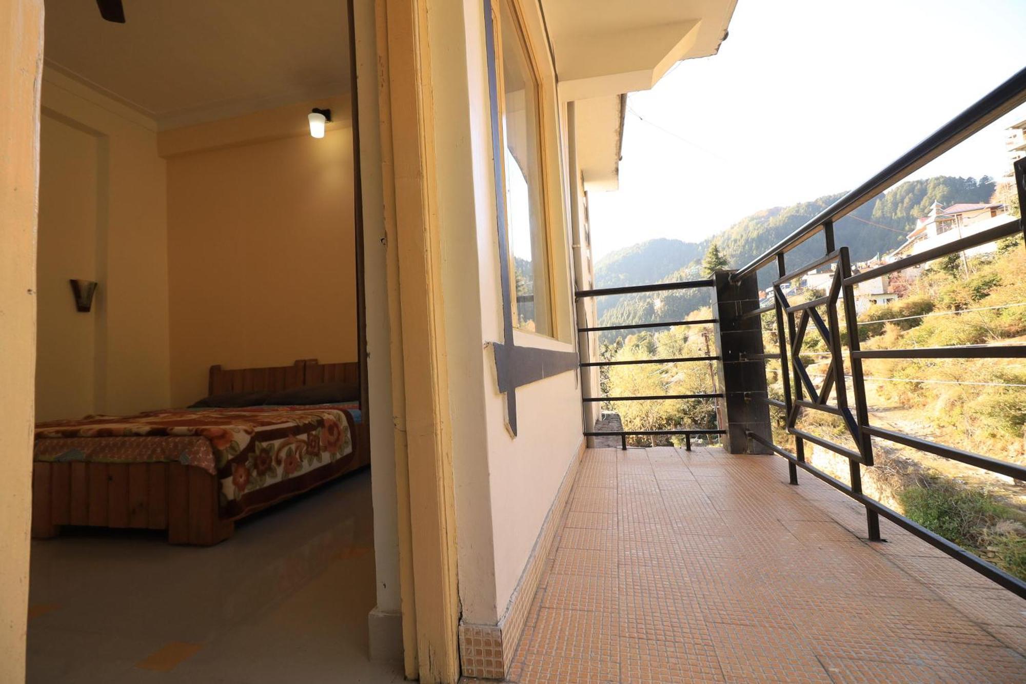 Oasis Guest House Bhagsu D'Shala Дармсала Екстер'єр фото